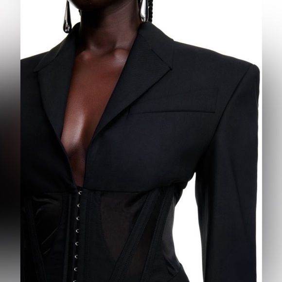 🔥 RARE LIMITED MUGLER H&M
Corset Style Wool Jacket Blazer Size M🔥 - Picture 9 of 17